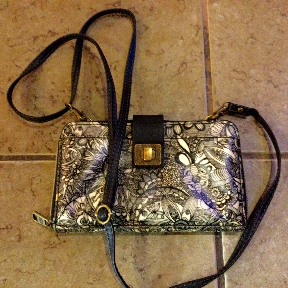 Sakroots wallet, clutch, wristlet & smartphone holder w/ long adjustable strap